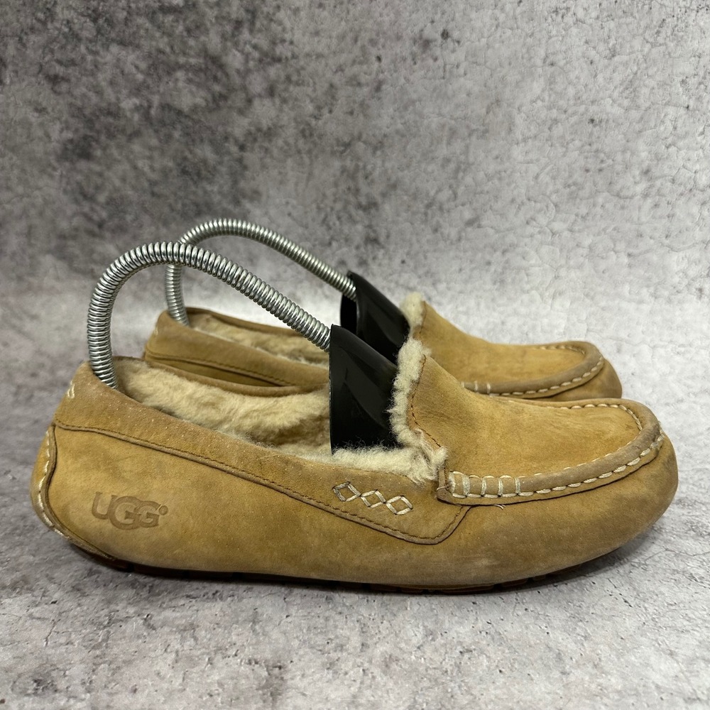 UGG Ansley Slippers Womens 9 Chestnut Suede Moccasin Shearling Loafers